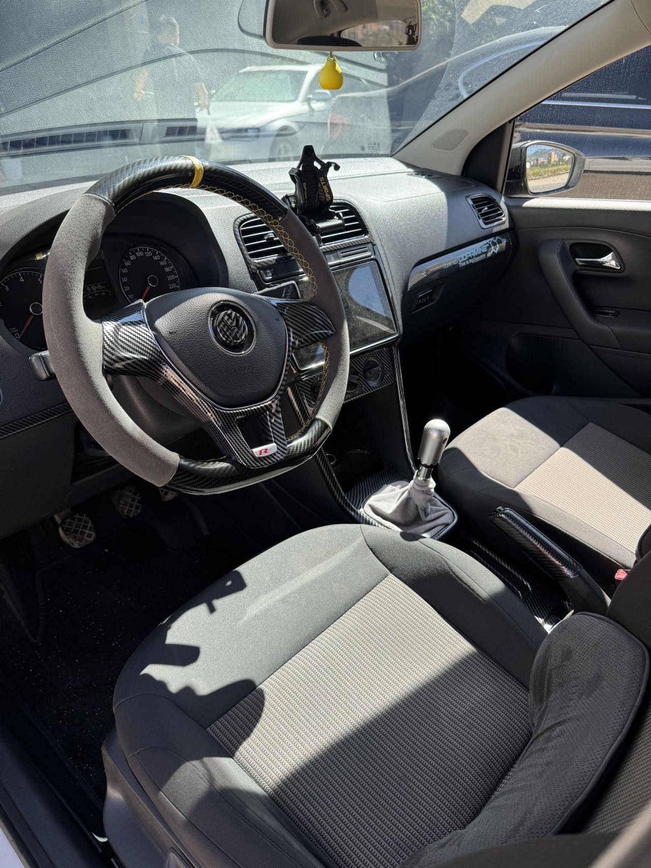 Volkswagen Polo 2019 #4 Volkswagen Polo 2019 car image #4