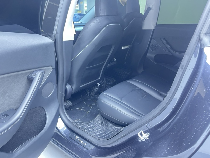 Tesla Model Y 2024 car image #5