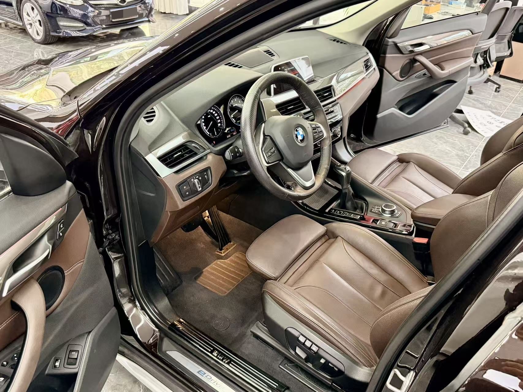 BMW X1 New Energy 2018 car image #9