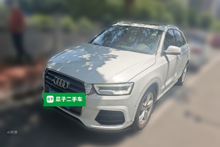 Audi Q3 2017 car image #2