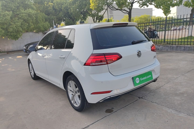 Volkswagen Golf 2019 #5 Volkswagen Golf 2019 car image #5