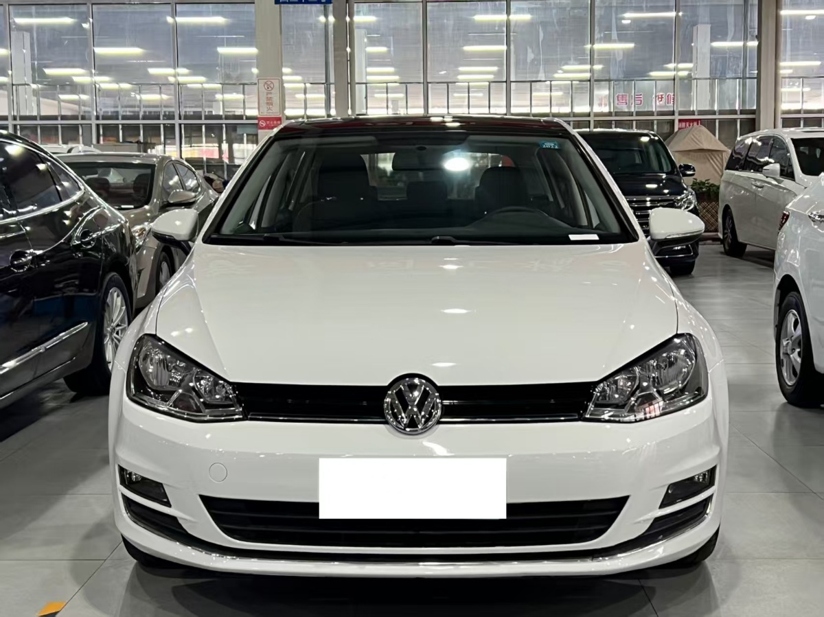 Volkswagen Golf 2016 car image 