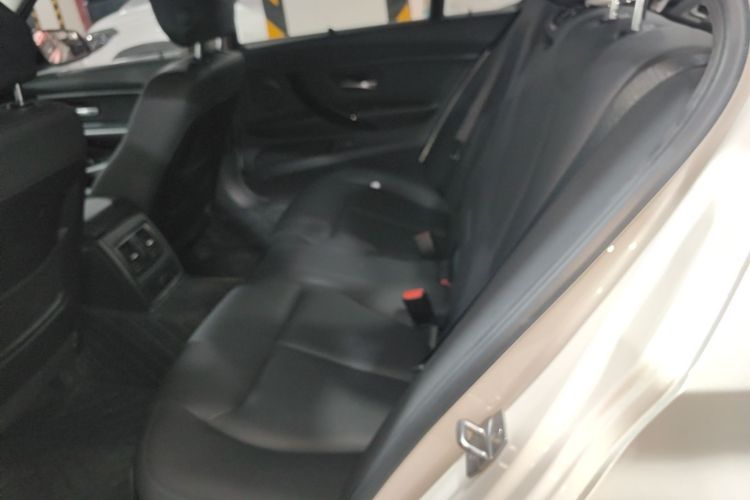 BMW 3 Series 2017 #17 BMW 3 Series 2017 car image #17