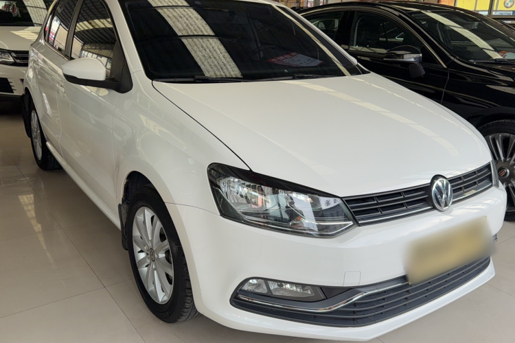 Volkswagen Polo 2016 car image #4