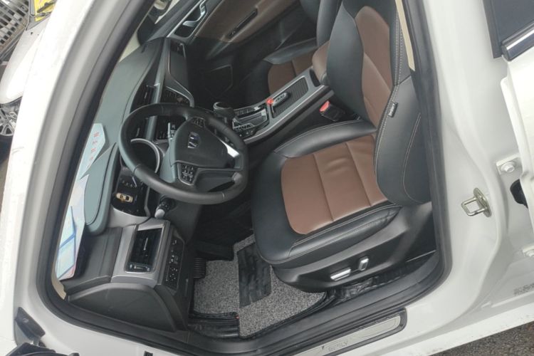 GEELY Emgrand GL 2018 car image #15