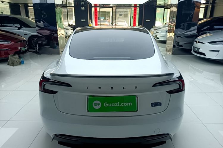 Tesla Model 3 2024 #4 Tesla Model 3 2024 immagine di auto #4