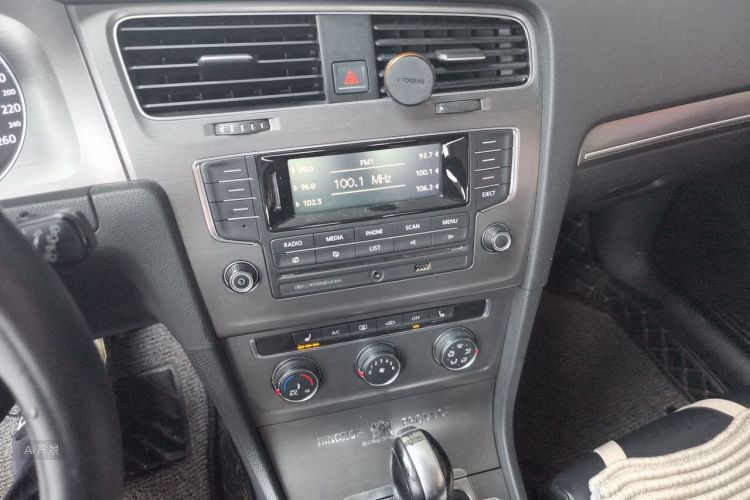 Volkswagen Golf 2015 #15 Volkswagen Golf 2015 car image #15