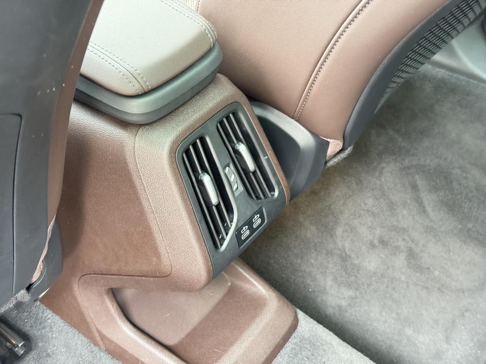 BMW X1 2024 car image #10