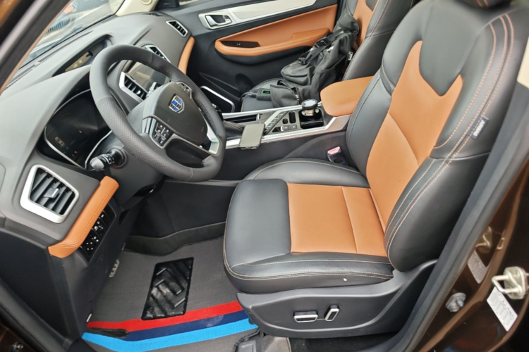 GEELY Vision X6 2019 car image #15