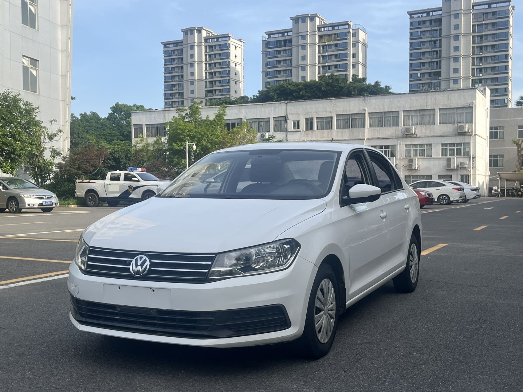 Volkswagen Santana 2017 car image 