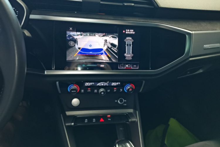 Audi Q3 2019 #13 Audi Q3 2019 car image #13