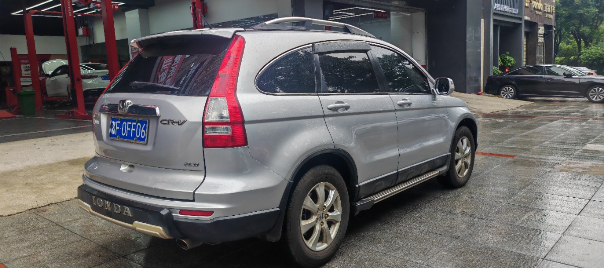 Honda CR-V 2011 car image #4