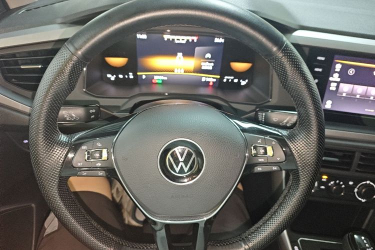 Volkswagen Polo 2023 car image #11
