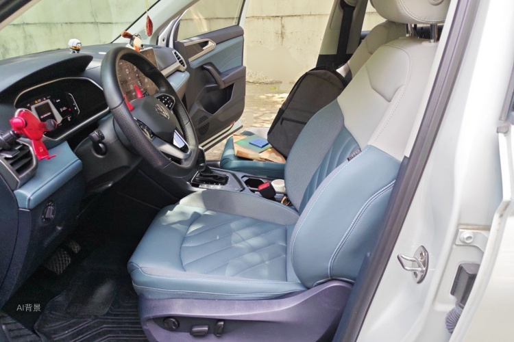 Volkswagen Tharu 2024 car image #17