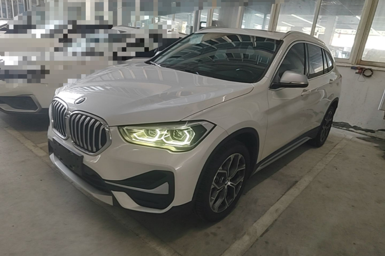 BMW X1 2021 car image #2