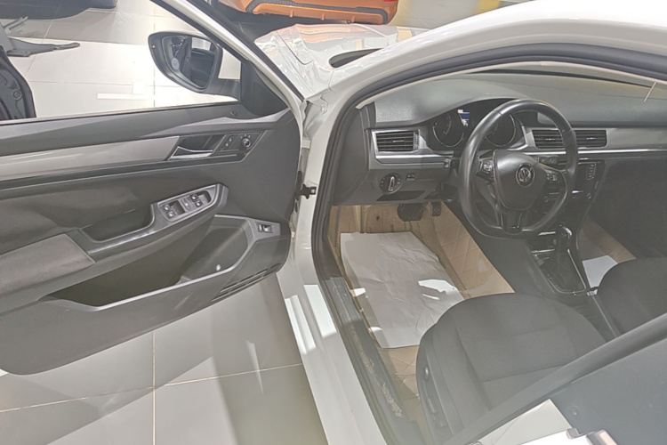 2019 #16 2019 car image #16