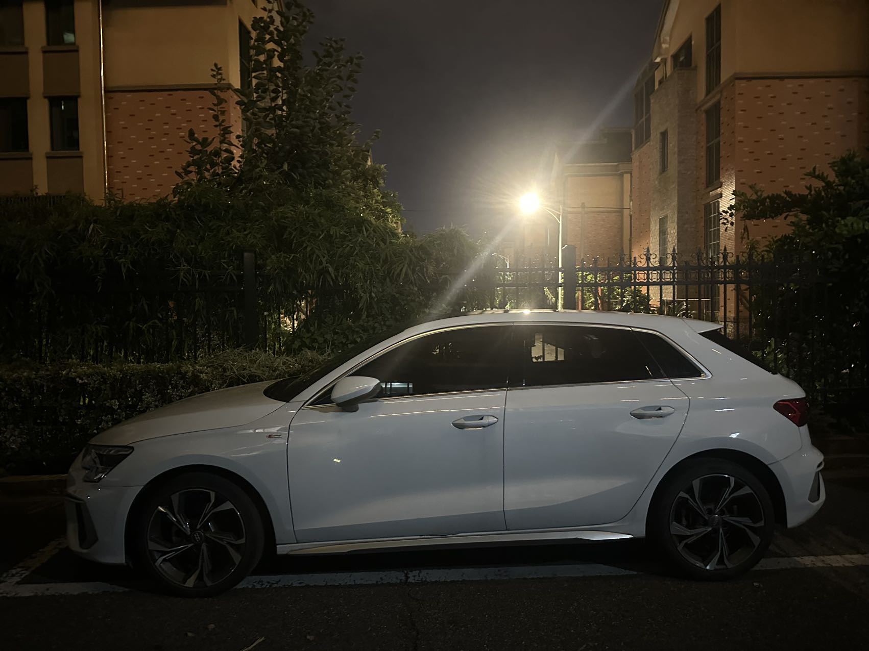 2022 2022 car image