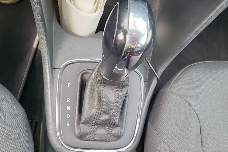 Volkswagen Polo 2017 #16 Volkswagen Polo 2017 car image #16