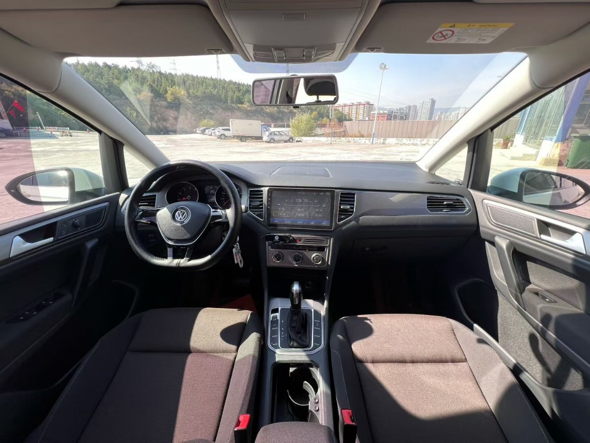 Volkswagen Golf Sportsvan 2017 #5 Volkswagen Golf Sportsvan 2017 car image #5