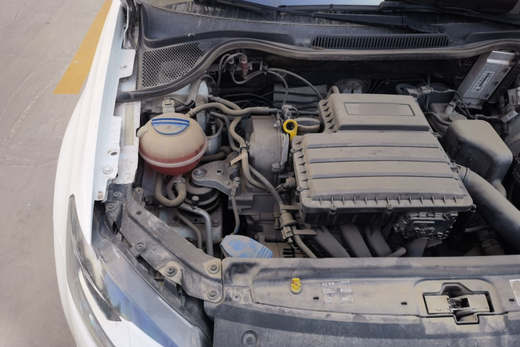 Volkswagen Polo 2019 car image #28