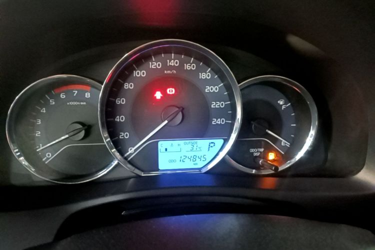 Toyota Corolla 2017 #12 Toyota Corolla 2017 car image #12