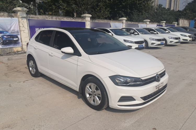 Volkswagen Polo 2020 car image #4
