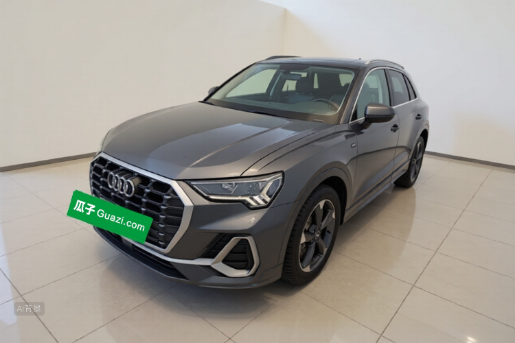 Audi Q3 2020 car image #2