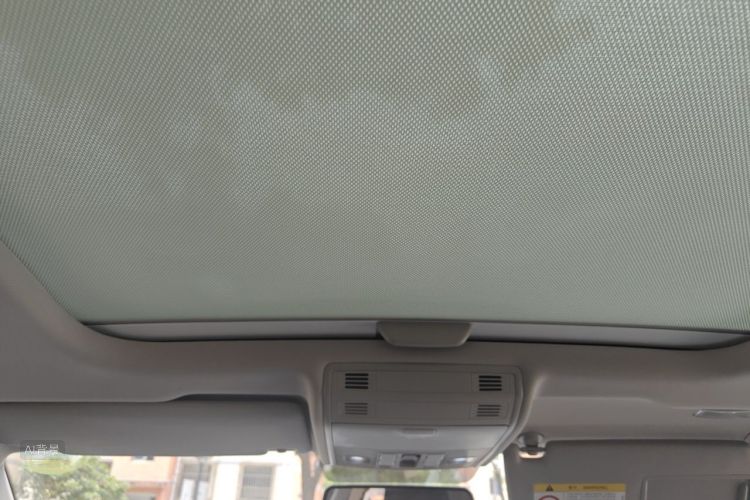 Volkswagen Polo 2021 car image #20