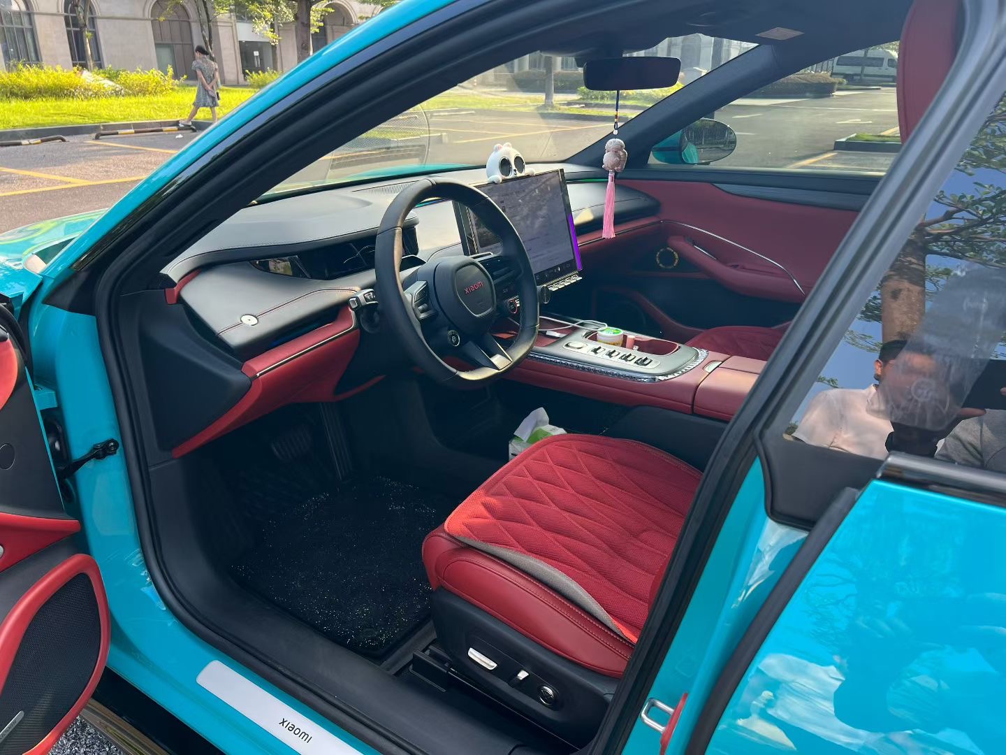 MI SU7 2024 car image #4