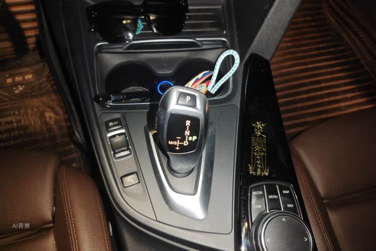 BMW 3 Series 2018 #16 BMW 3 Series 2018 car image #16