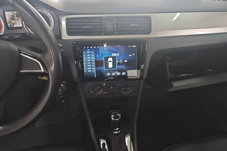 Skoda Rapid 2018 #17 Skoda Rapid 2018 car image #17