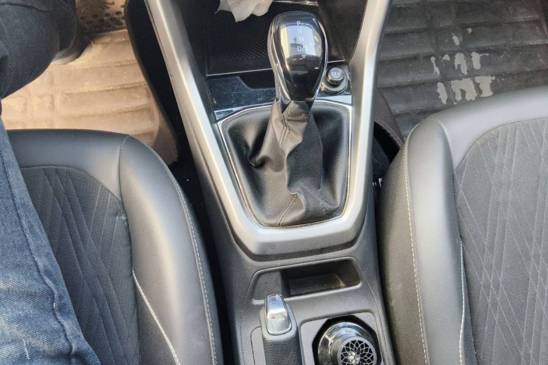Volkswagen T-Cross 2020 car image #27