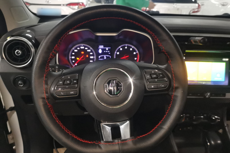 MG ZS 2019 #11 MG ZS 2019 car image #11