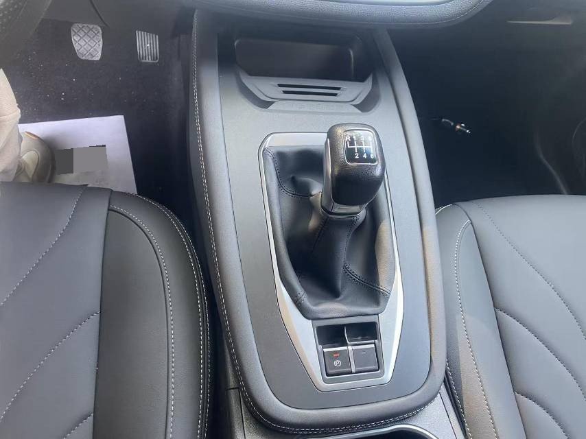 Jetour X70M 2023 car image #7