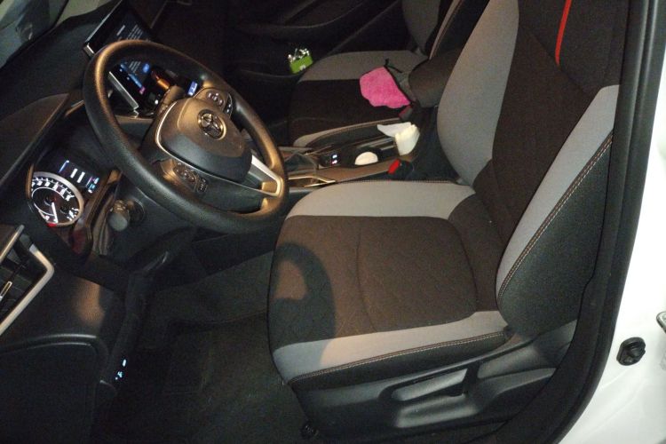 Toyota Corolla 2023 immagine di auto #15