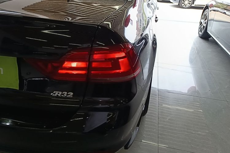 Volkswagen Santana 2018 image de voiture #8