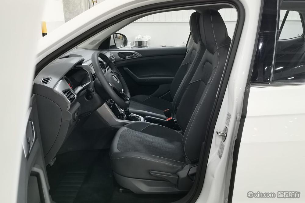 Volkswagen T-Cross 2020 car image #18
