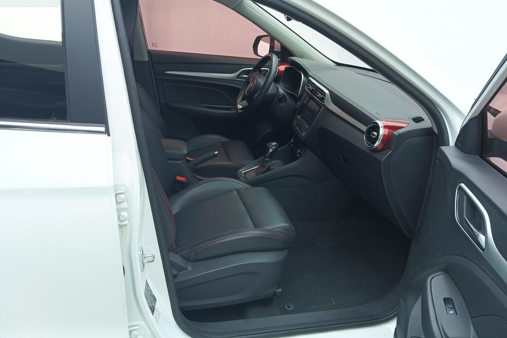 MG ZS 2017 #10 MG ZS 2017 car image #10
