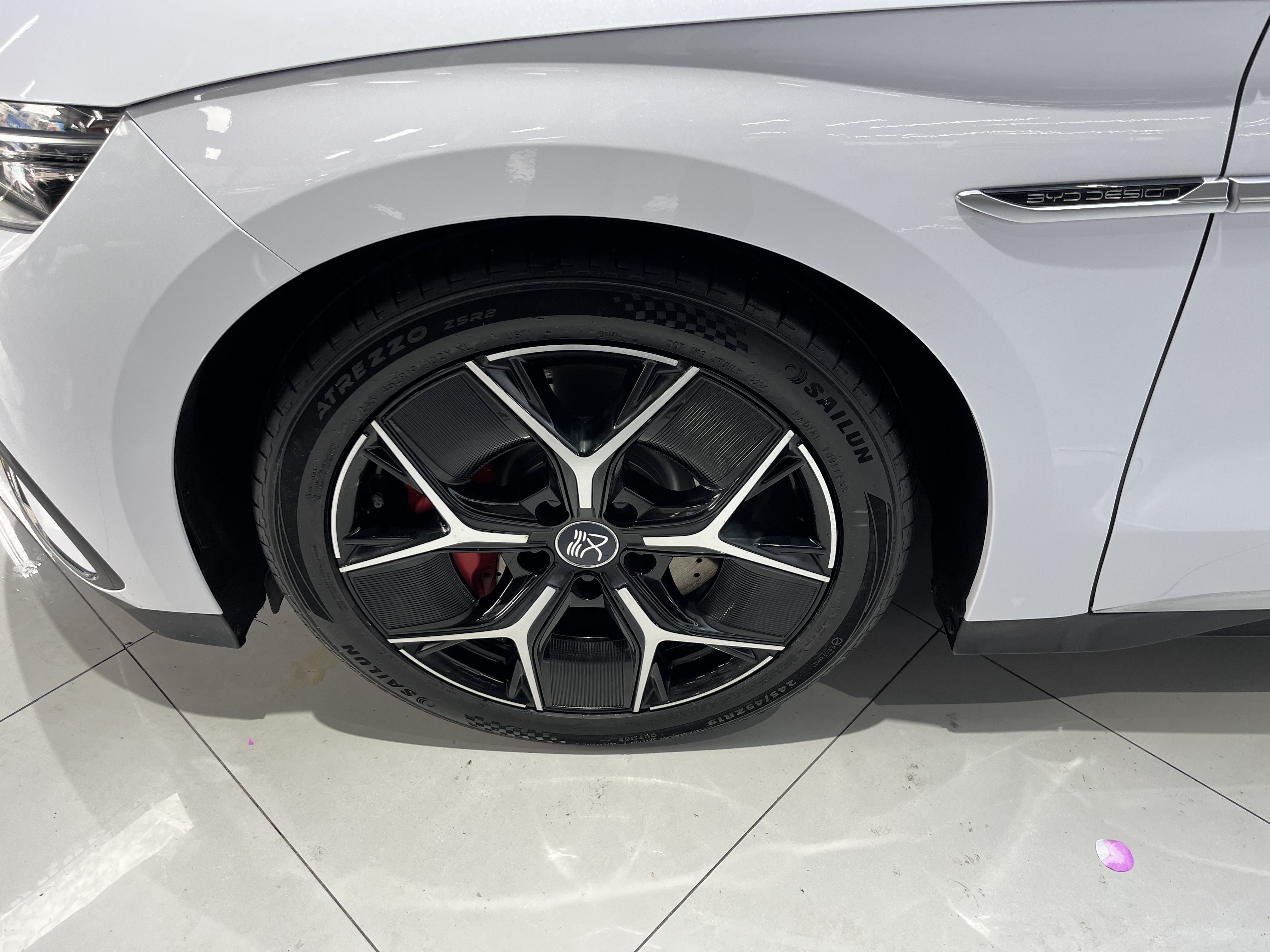 BYD Han 2023 car image #11