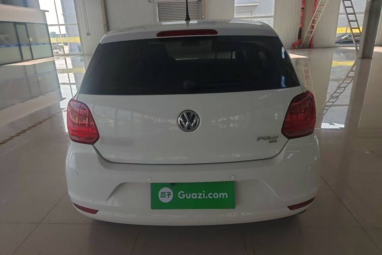 Volkswagen Polo 2018 car image #4