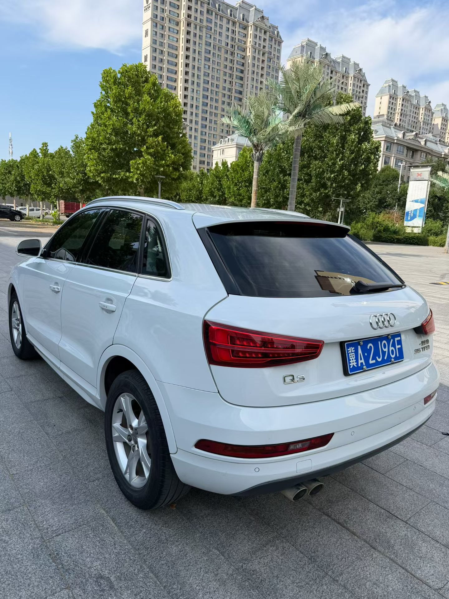 Audi Q3 2018 #9 Audi Q3 2018 car image #9