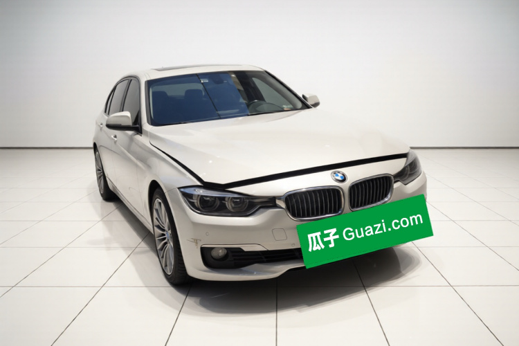 BMW 3 Series 2018 #4 BMW 3 Series 2018 car image #4