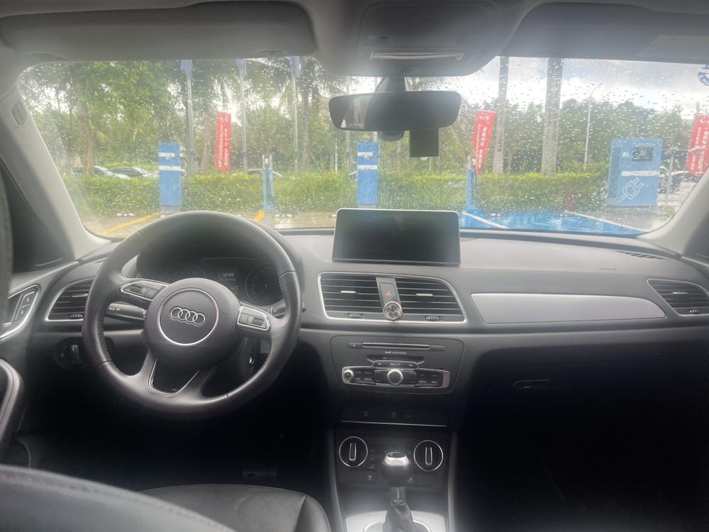 Audi Q3 2018 صورة سيارة #3