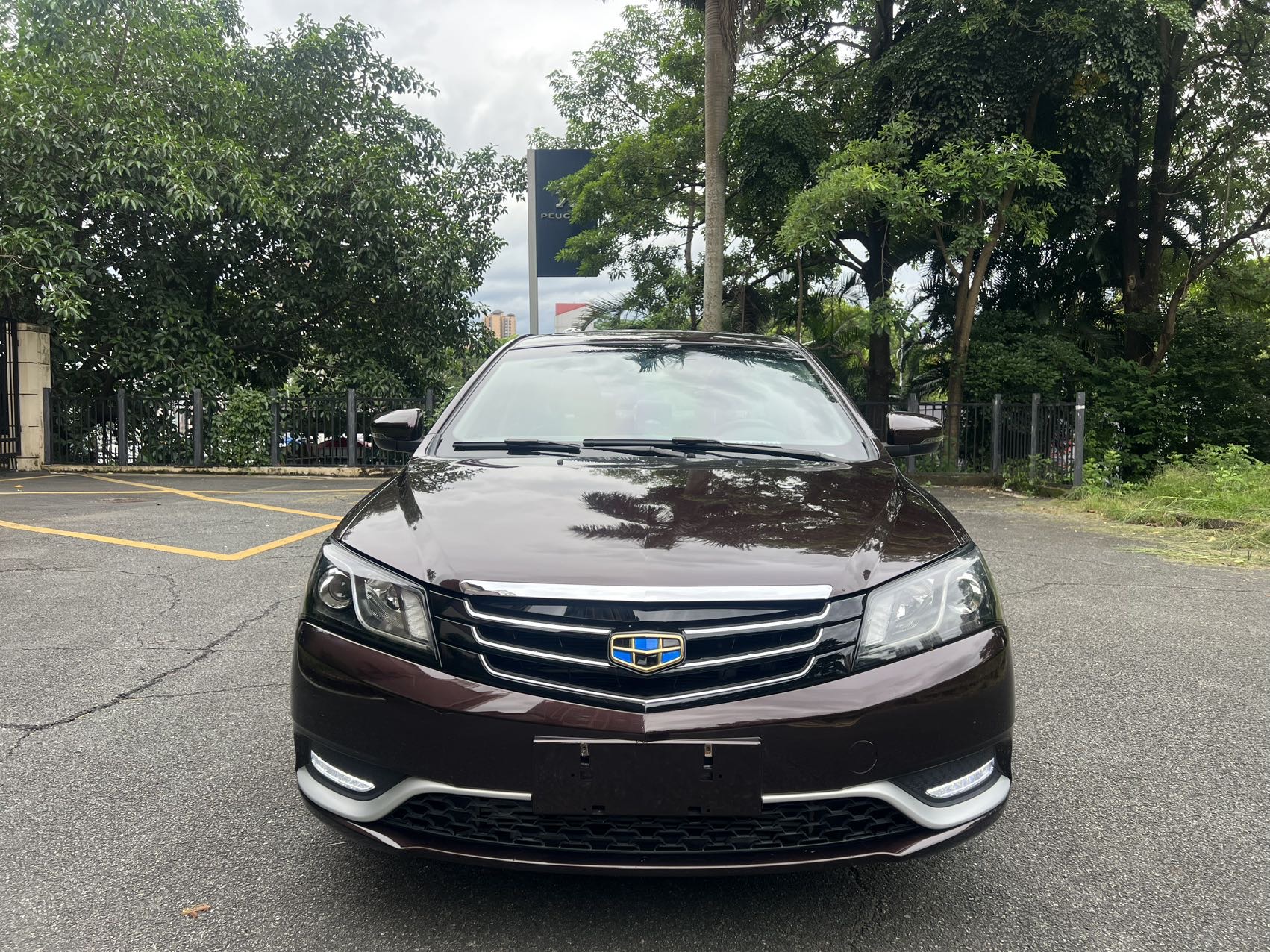 GEELY Emgrand 2015 #2 GEELY Emgrand 2015 car image #2