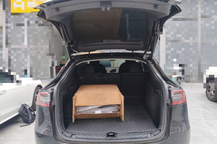 Tesla Model Y 2022 #19 Tesla Model Y 2022 car image #19