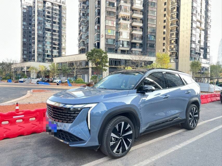 GEELY Boyue L 2023 صورة سيارة 