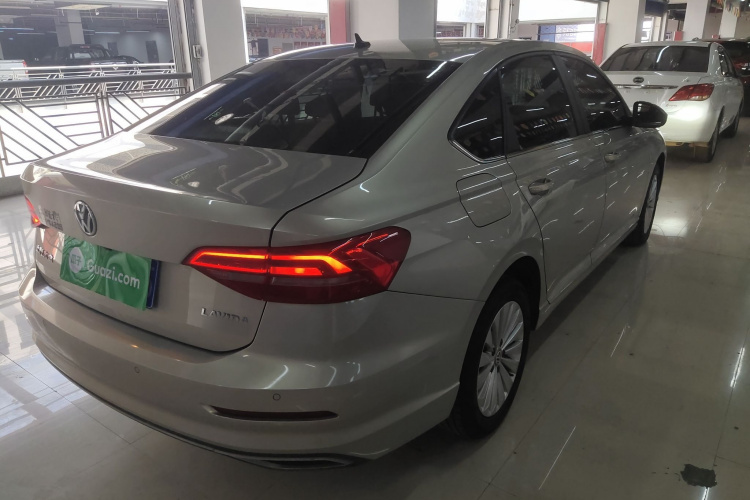 Volkswagen Lavida 2018 car image #7