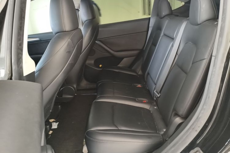 Tesla Model Y 2023 #17 Tesla Model Y 2023 car image #17