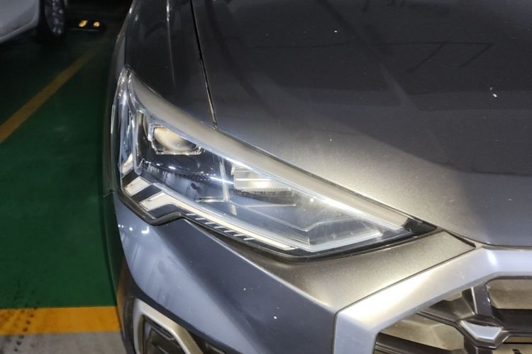 Audi Q3 2019 #8 Audi Q3 2019 car image #8