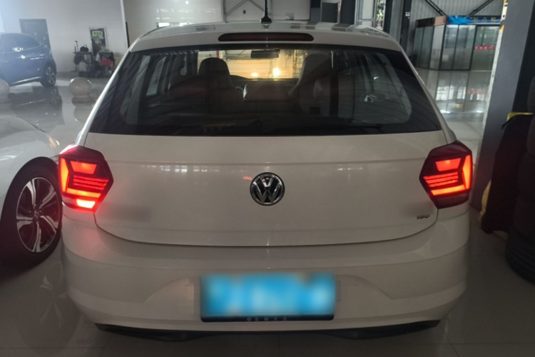 Volkswagen Polo 2020 car image #6